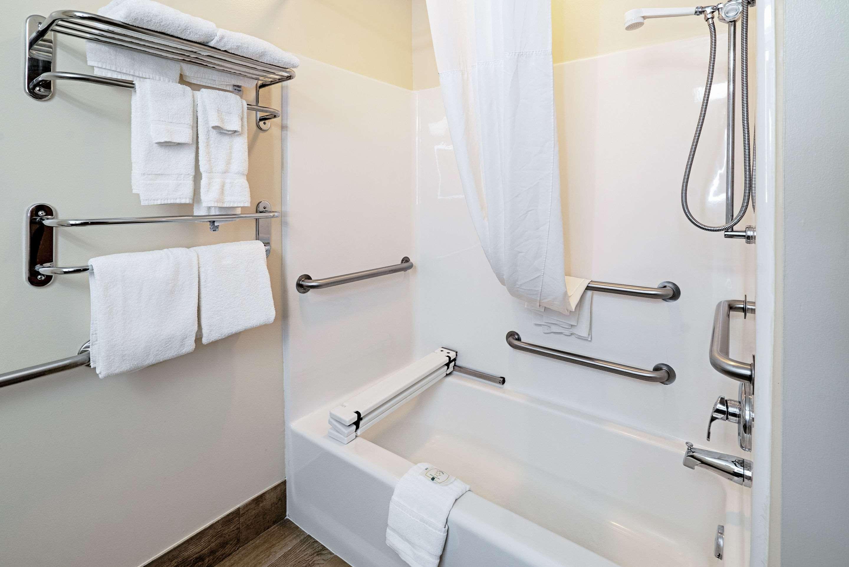 Quality Inn & Suites Robbinsville Eksteriør billede
