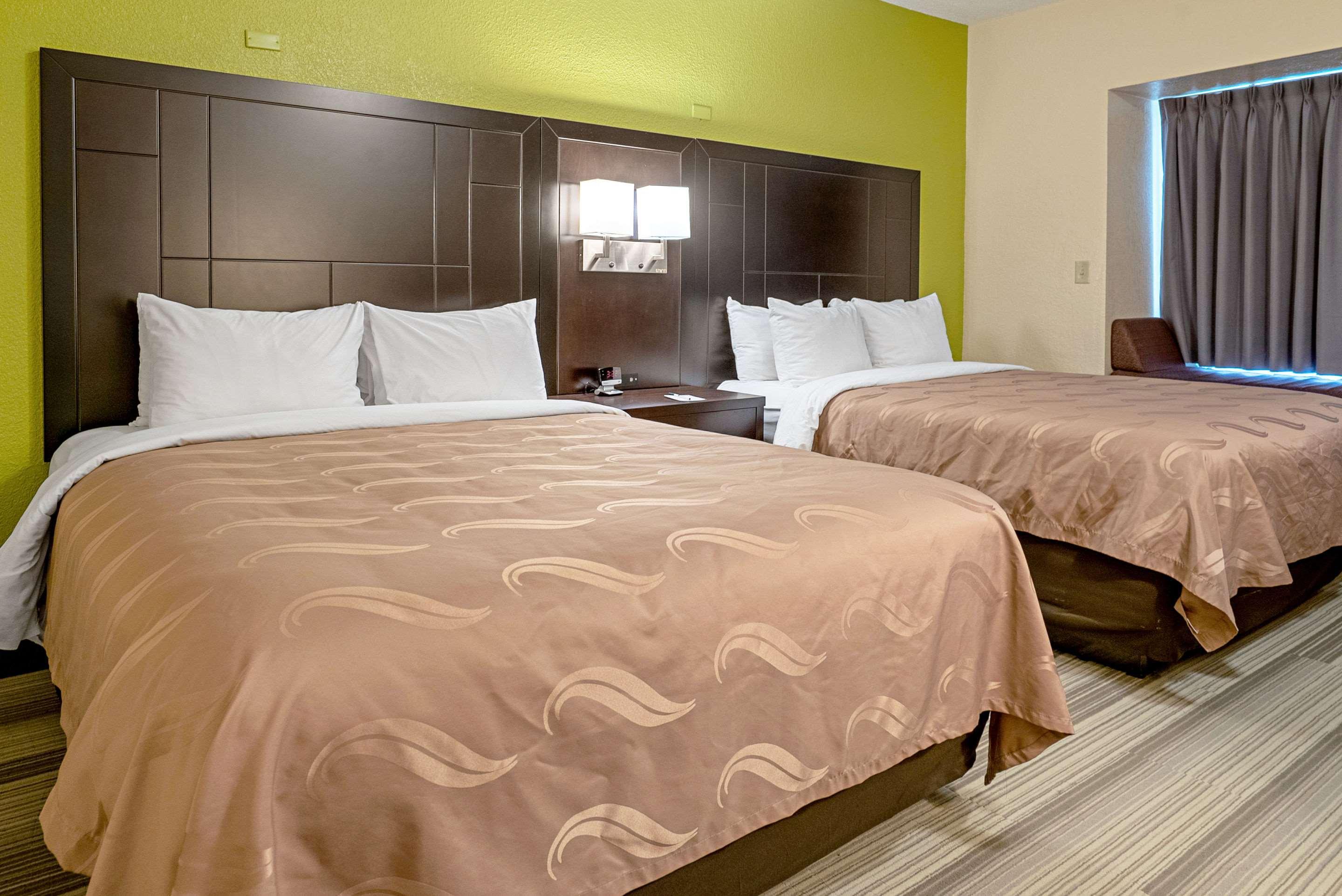 Quality Inn & Suites Robbinsville Eksteriør billede