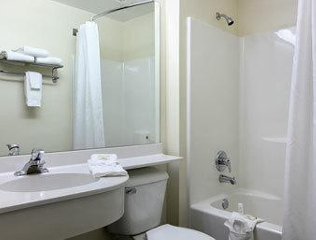 Quality Inn & Suites Robbinsville Eksteriør billede