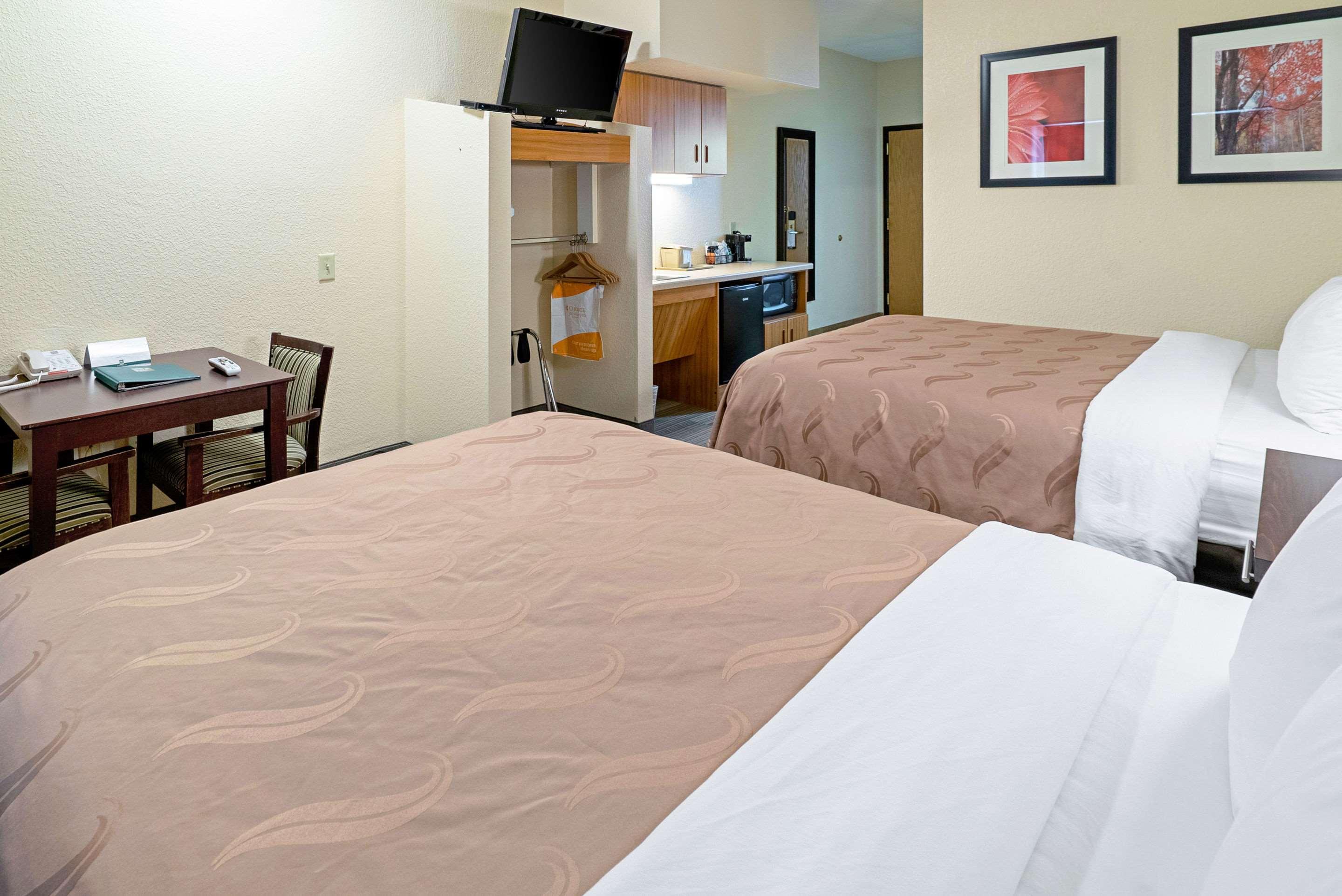 Quality Inn & Suites Robbinsville Eksteriør billede
